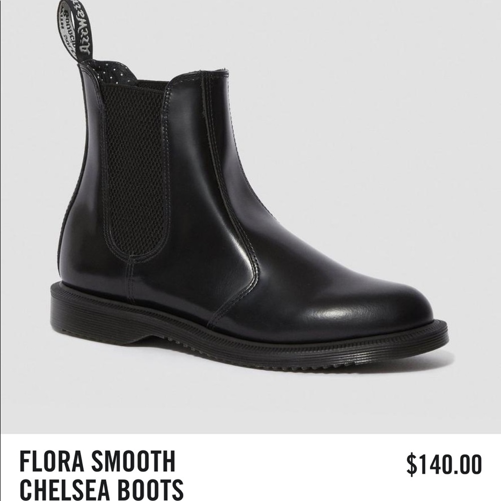 Flora smooth Chelsea doc martins vegan leather 🌱